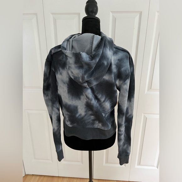 Champion Sweater x Size Small - Picture 2 of 3